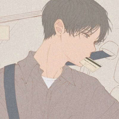 私有动漫男头—骑着贩卖黄昏的电动车