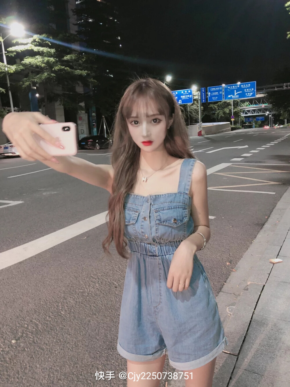 可爱小姐姐