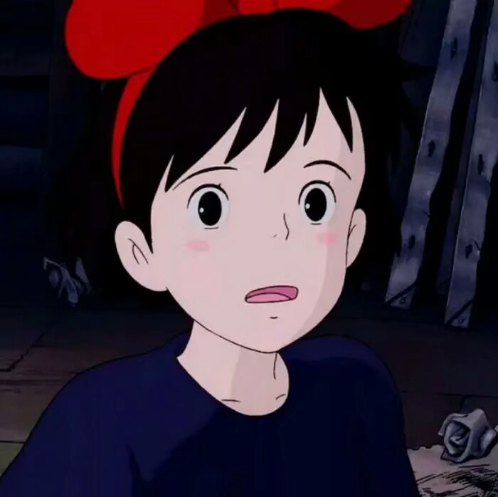 "有一种女孩即不是太阳也不是月亮,努力又平庸,自
