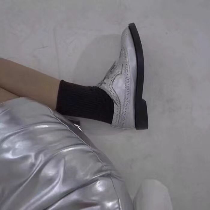 【女生头像】"总有一片晚霞落在你头上,总有一个人在等你爱一场"