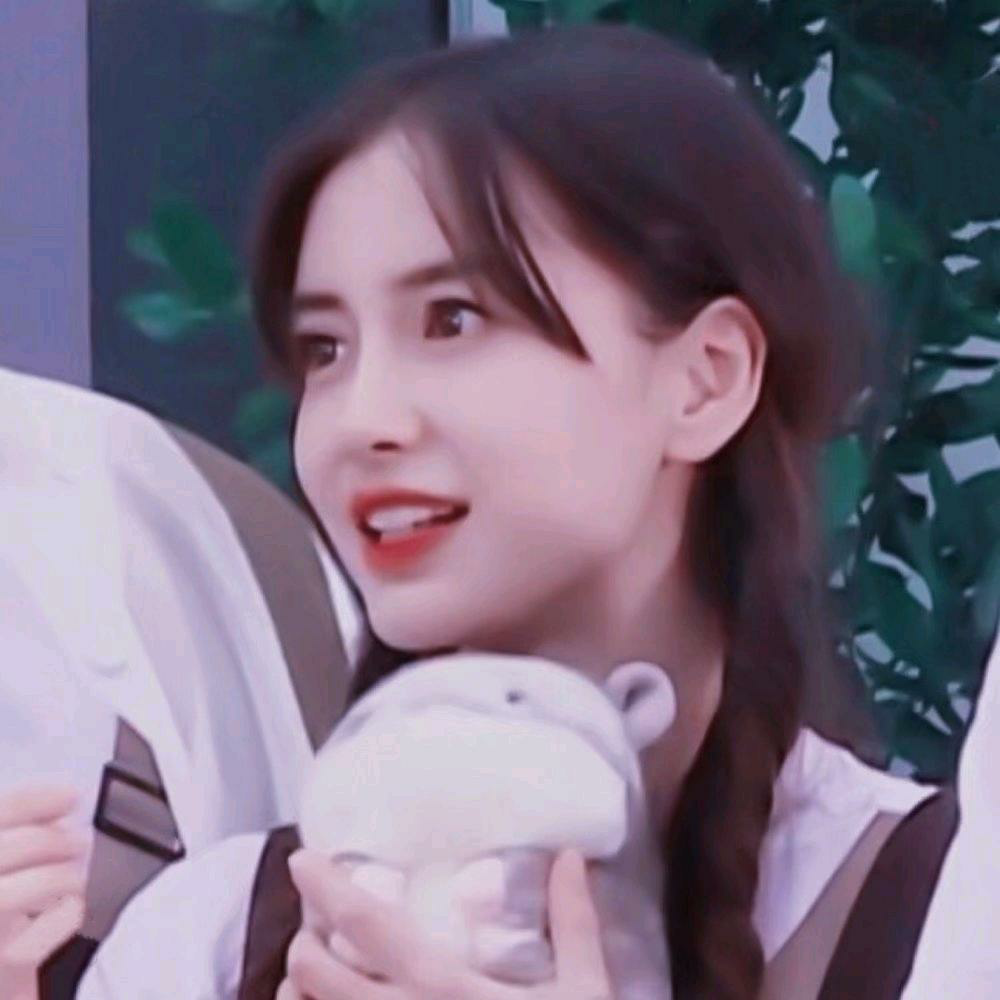 Angelababy沙雕图片,Angelababy沙雕表情包 angelababy(杨颖)动图